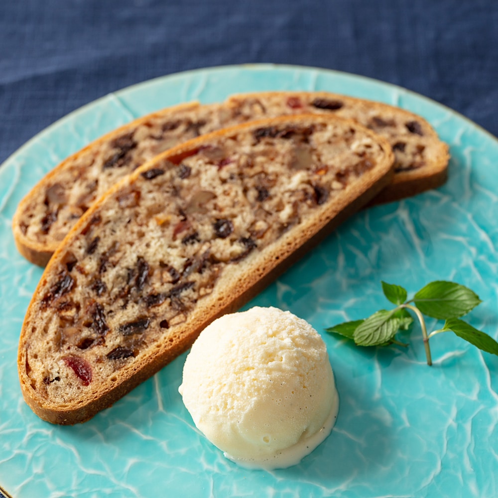 【クリスマス】フッツェルブロート1本(ひいらぎ付)