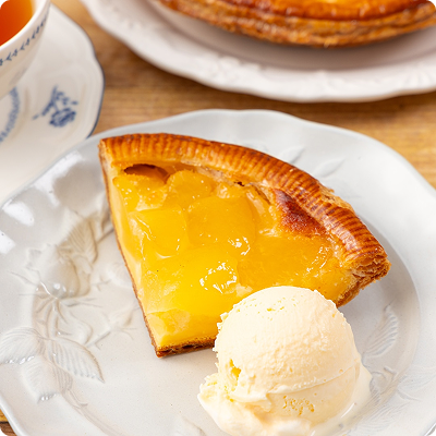 果肉たっぷり国産りんごのアップルパイ