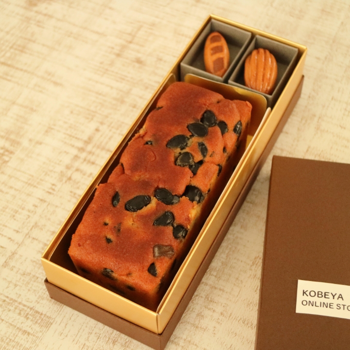兵庫県産大粒丹波黒豆のパウンドケーキと飾りパンオーナメント