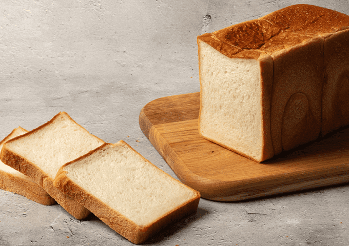 北海道産小麦と新潟県産米粉の食パン 3枚入